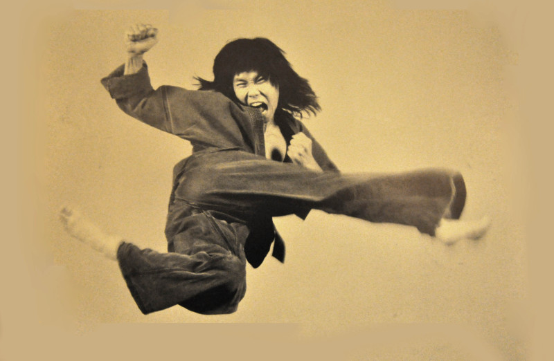 image of steven ho kicking